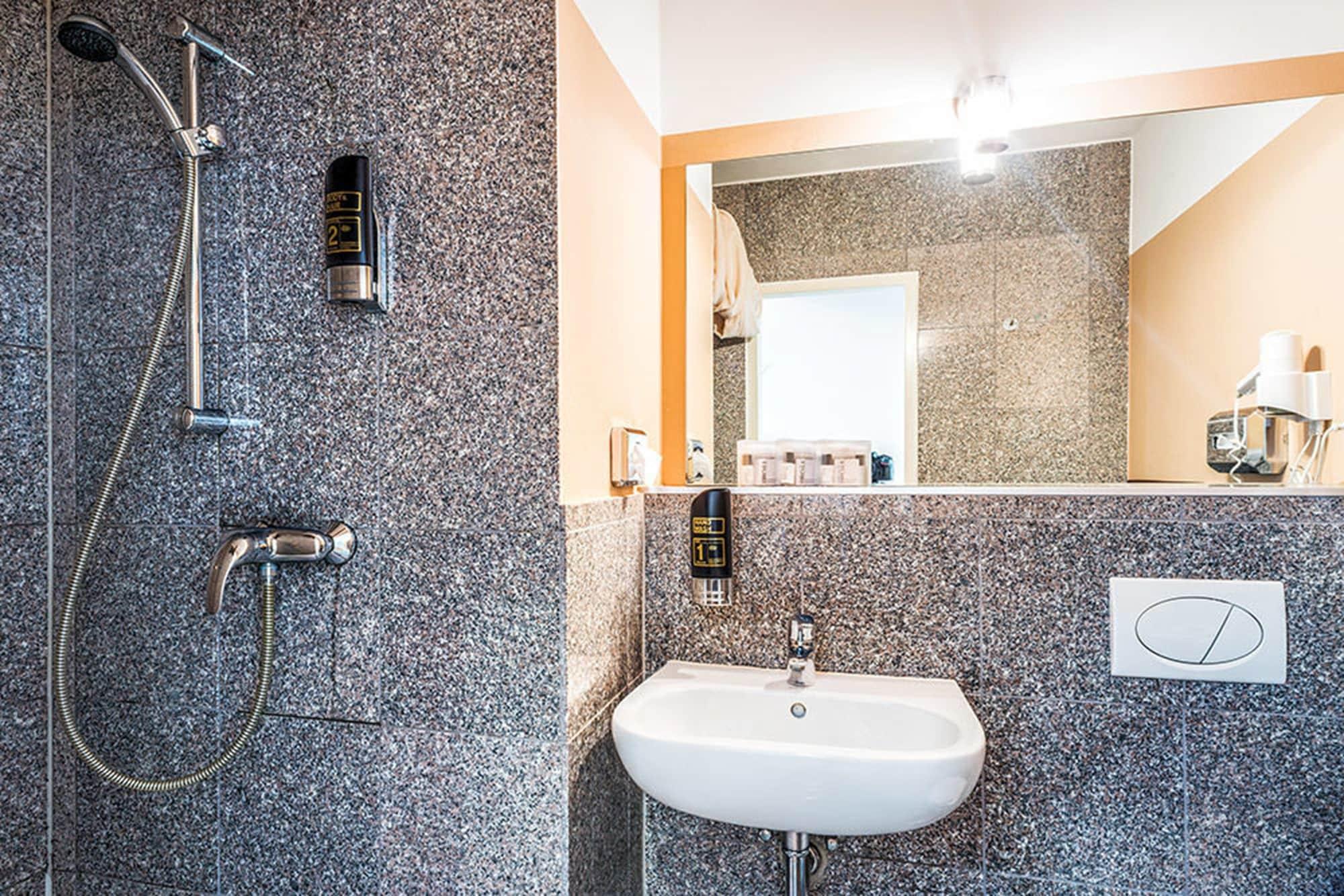 Arktur City Hotel Берлін Екстер'єр фото