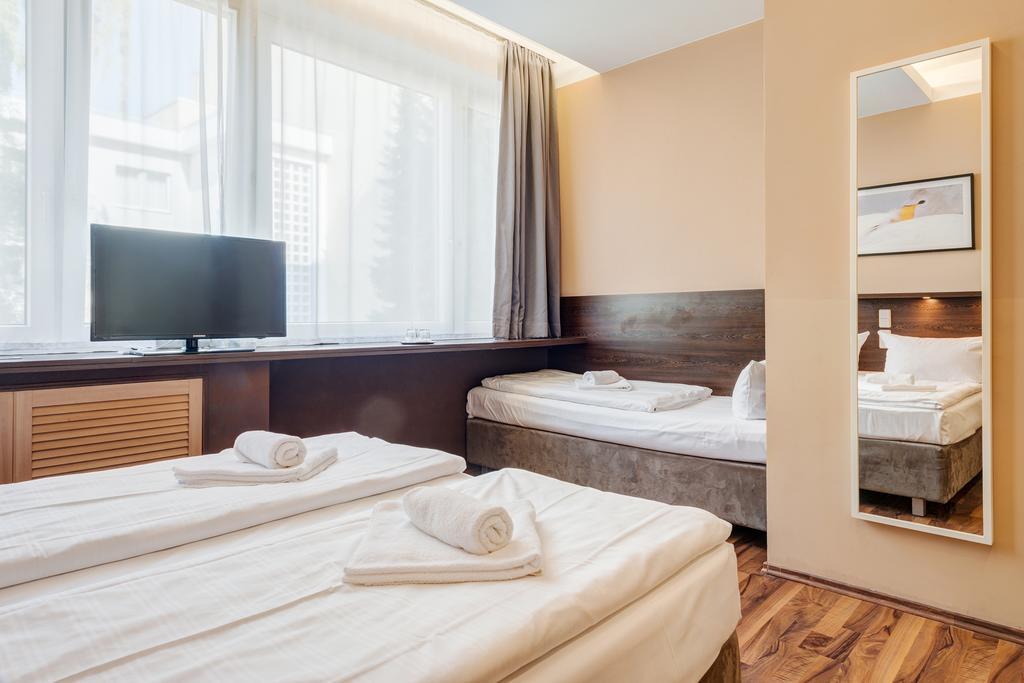 Arktur City Hotel Берлін Екстер'єр фото