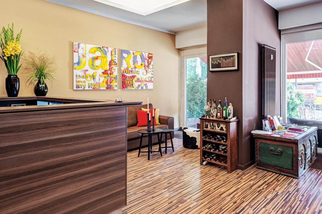 Arktur City Hotel Берлін Екстер'єр фото