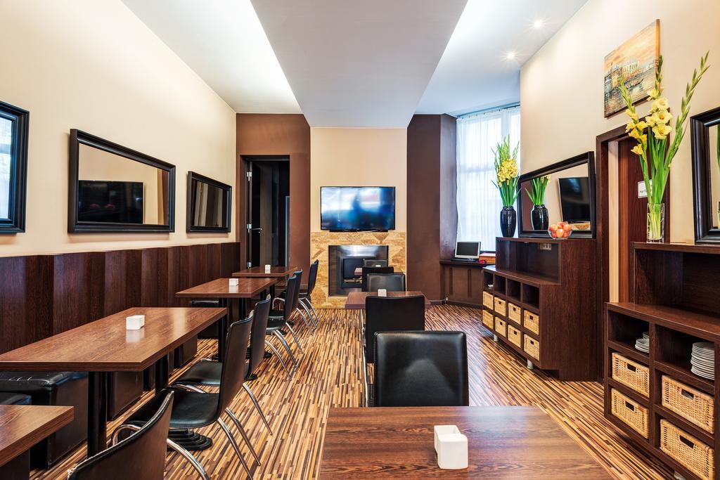 Arktur City Hotel Берлін Екстер'єр фото