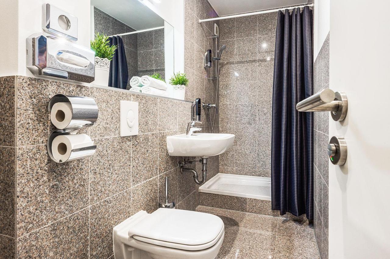 Arktur City Hotel Берлін Екстер'єр фото